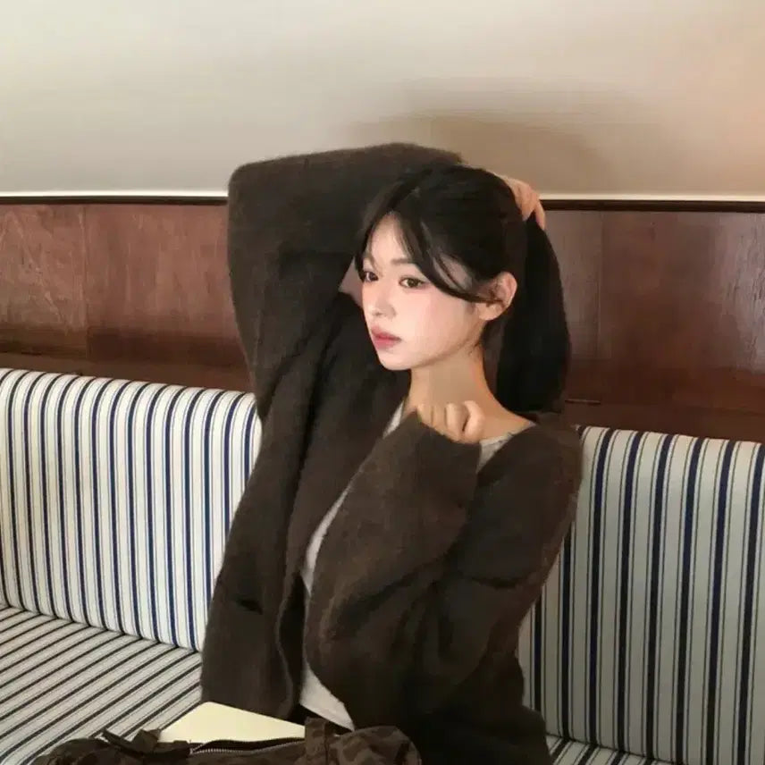[BUNJANG] Dayrose Brown Angora Cardigan / 데이로제 브라운 캐츠 앙고라가디건 루즈핏가디건 니트가디건 에이블리