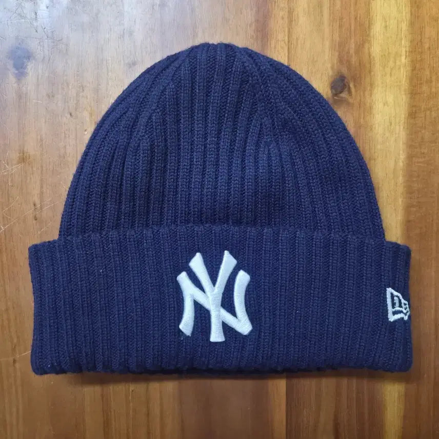 [BUNJANG] MLB New York Yankees Big Rip Cuff Beanie Navy / MLB 뉴욕 양키스 빅 립 커프 비니 네이비