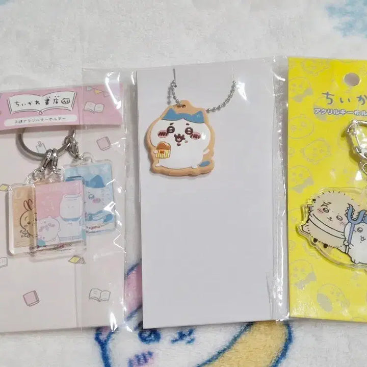 [BUNJANG] Chiikawa Official Merchandise Bundle Set (Keyring, Towel, Photocard Holder, Hairpin) / 치이카와 현지 정품 굿즈 키링 타올 포카홀더 머리핀 일괄 양도