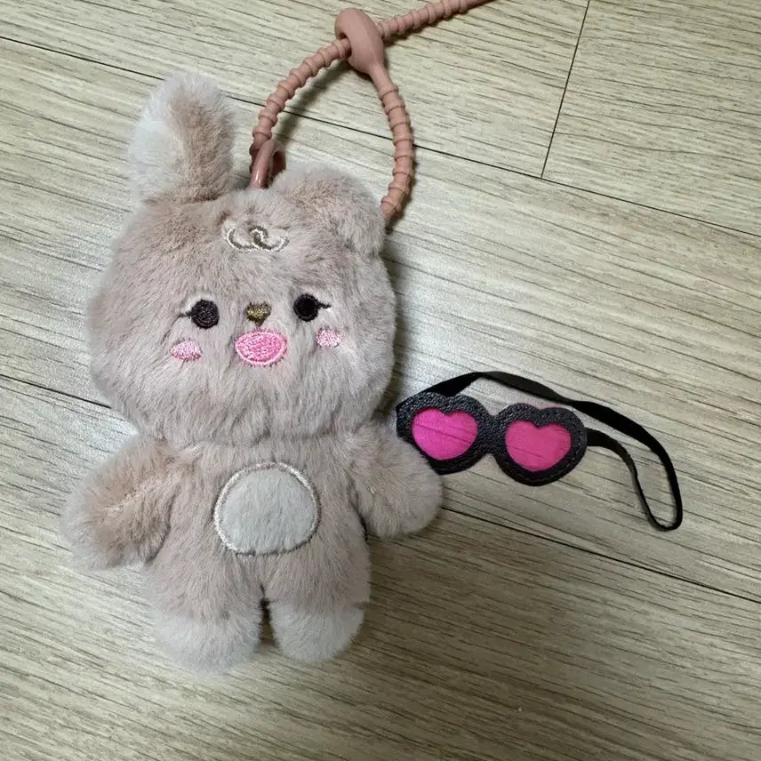[BUNJANG] Day6 Denimalz Pil Tanningpil Plush / 데이식스 데니멀즈 태닝멀즈 필 태닝필 원가양도