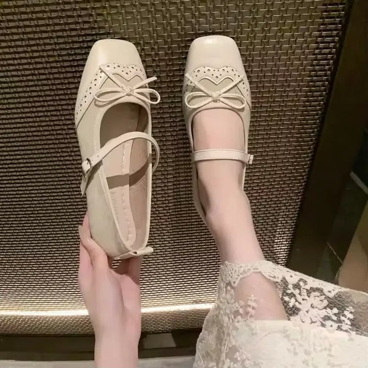 [BUNJANG] Ivory Ribbon Strap Flat Shoes / 아이보리 리본 스트랩 플랫슈즈 / 데일리 러블리 빈티지 y2k 유니크