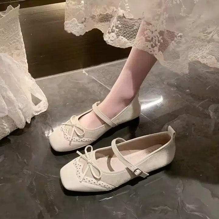 [BUNJANG] Ivory Ribbon Strap Flat Shoes / 아이보리 리본 스트랩 플랫슈즈 / 데일리 러블리 빈티지 y2k 유니크