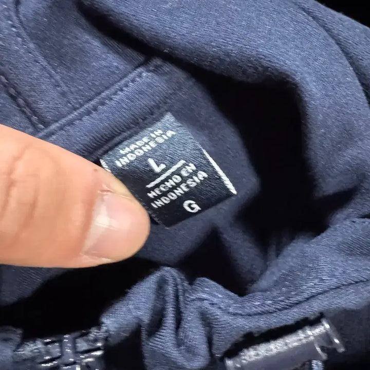 [BUNJANG] Tommy Hilfiger Vintage Small Logo Hoodie Zip-up / 타미힐피거 빈티지 스몰로고 후드집업