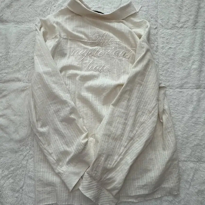 [BUNJANG] The Mysterious Hotel Bohemian Cut-off Shirt / 더미스테리어스호텔 보헤미안 컷오프 셔츠
