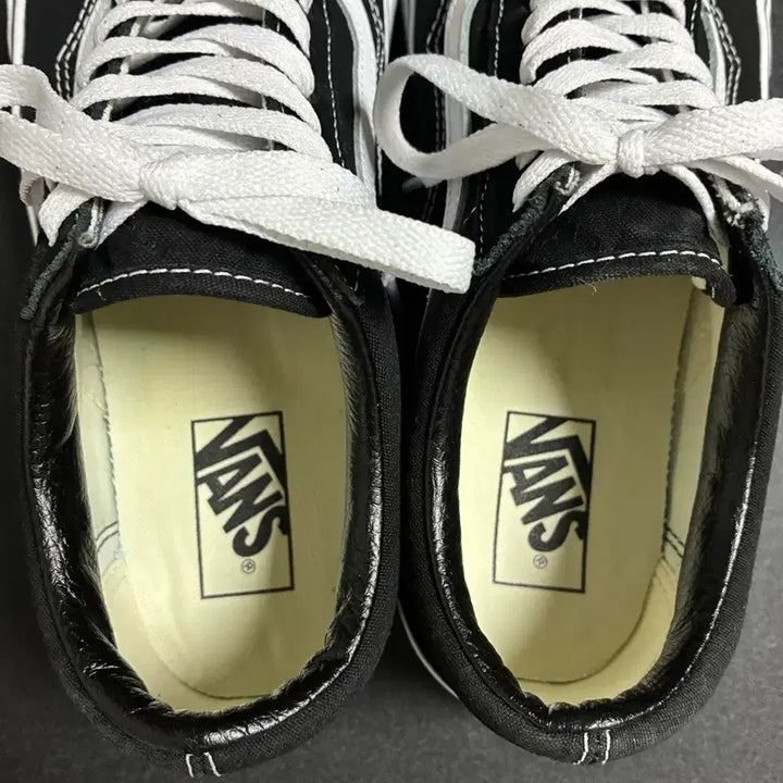 [SOLD OUT] 반스 올드스쿨 플랫폼 블랙 280