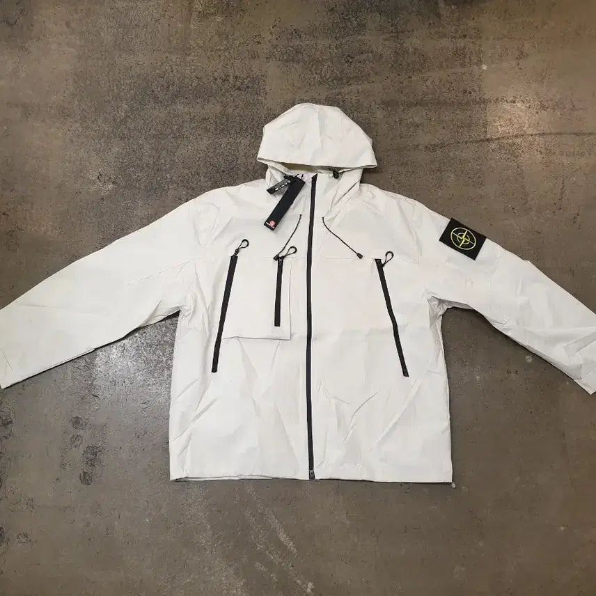 [BUNJANG] Stone Island Windbreaker White XL New / 스톤아일랜드 바람막이 XL 아이보리 새상품