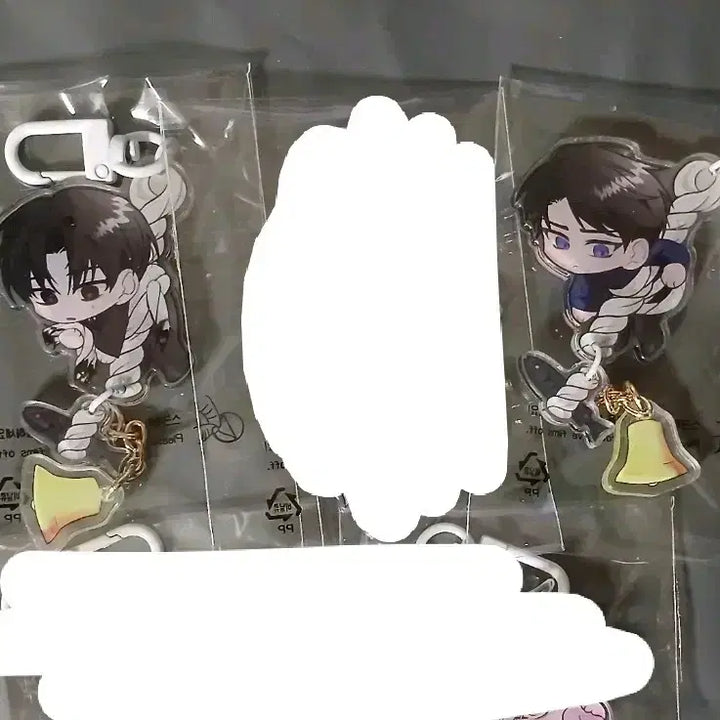 [BUNJANG] Kim Sol-eum / Ryu Jae-gwan Acrylic Keyring Set (Unreleased Goods) / 괴담출근 괴출 키링 김솔음 류재관 현무1팀재관국 비공굿굿즈 아크릴