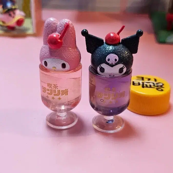 [SOLD OUT] 산리오 카페 킷사 소다 피규어 2종 일괄 (마멜. 쿠로미)