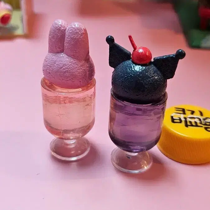 [SOLD OUT] 산리오 카페 킷사 소다 피규어 2종 일괄 (마멜. 쿠로미)