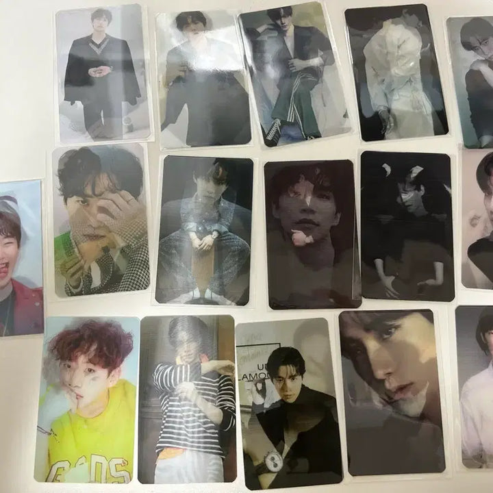 [BUNJANG] Lee Junho Lenticular Photocard Bundle Set / (비공굿) 이준호 렌티큘러 포토카드 16장 양도합니다