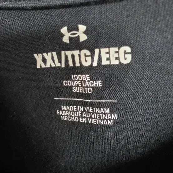[BUNJANG] Under Armour Black Short Sleeve T-Shirt XXL / 언더아머 반팔 티셔츠 블랙 XXL