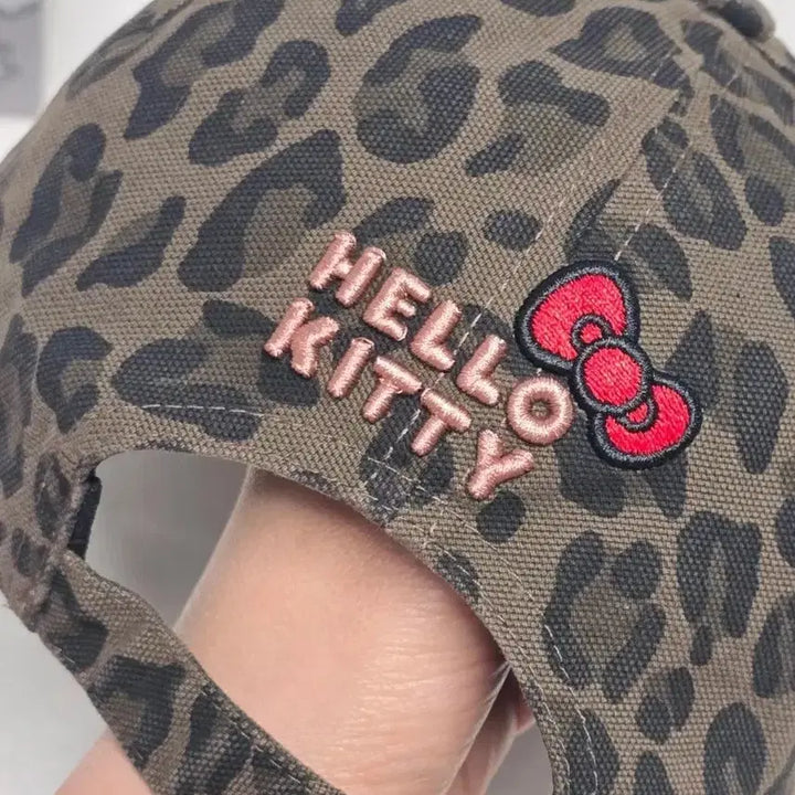 [BUNJANG] Hello Kitty Leopard Pattern Cap / 헬로키티 레오파드 모자 새상품