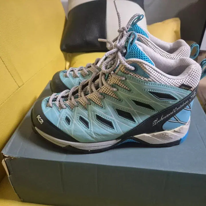 [SOLD OUT] K2 아웃도어 고어텍스 등산화 240