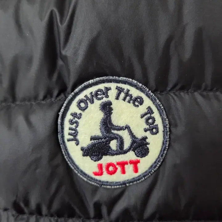 [BUNJANG] JOTT Lightweight Padded Jacket (French Brand) XL / (몽클st)JOTT 조트 프랑스브랜드 경량패딩 105 XL