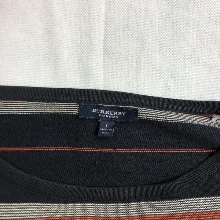 [BUNJANG] Burberry Black Stripe Knit Top / 버버리 검정색 스트라이프 맨투맨