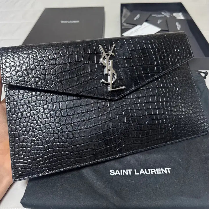[BUNJANG] Saint Laurent Crocodile Uptown Clutch / [원가110만원/상태최상] 생로랑 크로커다일 업타운 클러치
