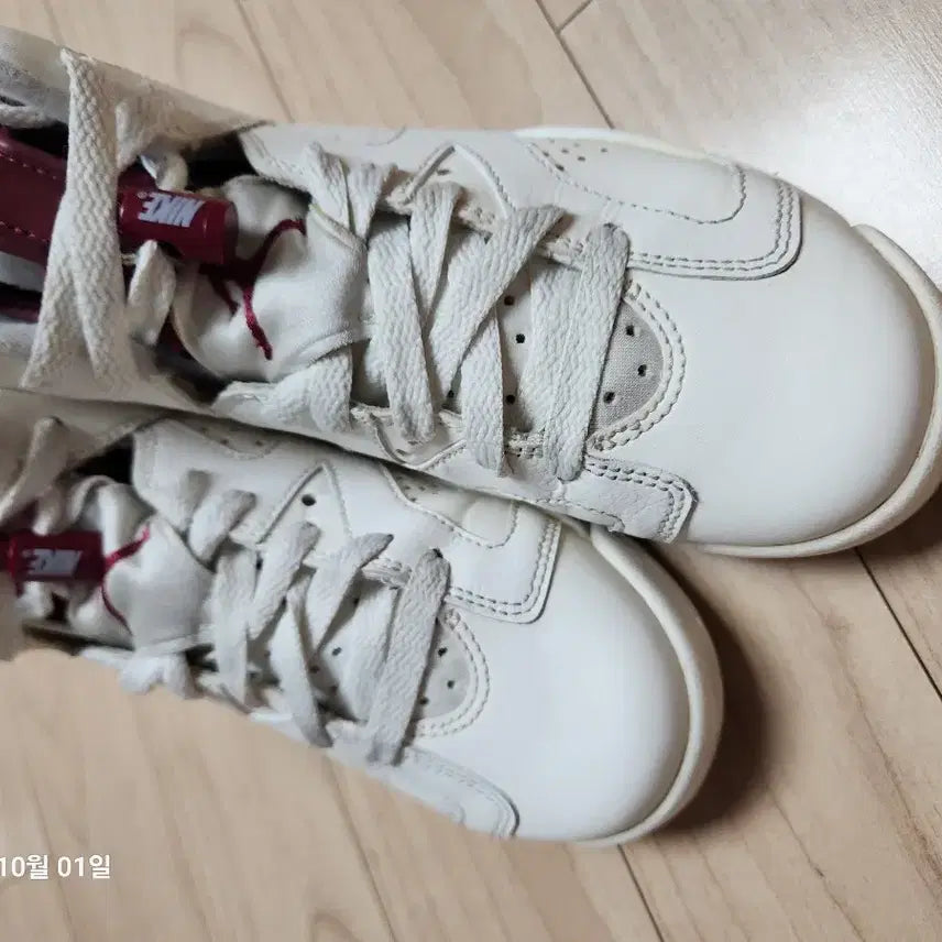[BUNJANG] Nike Air Jordan 6 Maroon (225mm) Sneakers / 조던6 마룬 225사이즈 판매해요