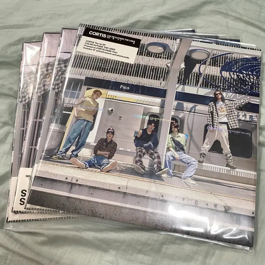 [BUNJANG] Cortis COLOR OUTSIDE THE LINES Vinyl LP / [미개봉] 코르티스 COLOR OUTSIDE THE LINES LP