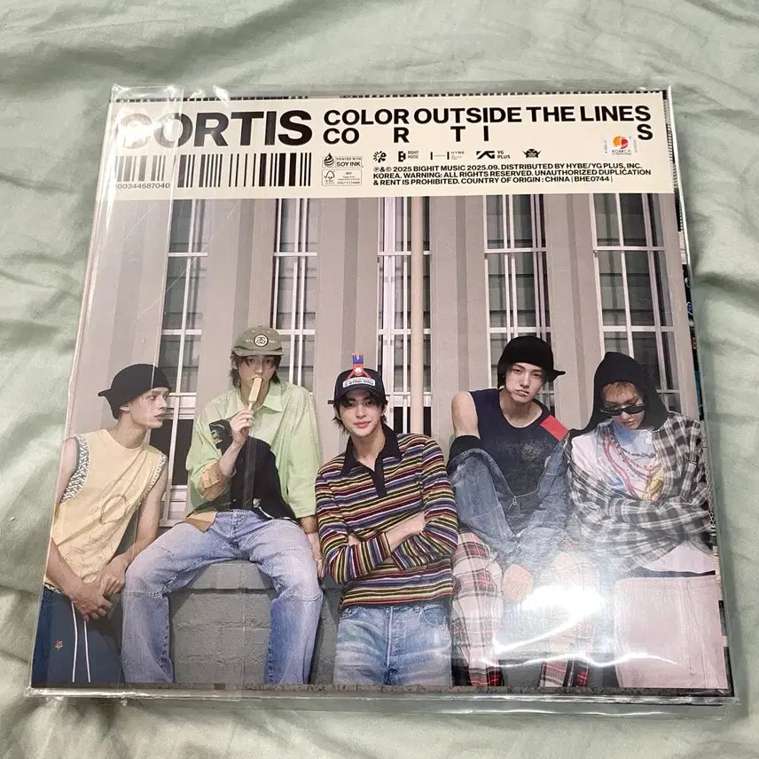 [BUNJANG] Cortis COLOR OUTSIDE THE LINES Vinyl LP / [미개봉] 코르티스 COLOR OUTSIDE THE LINES LP