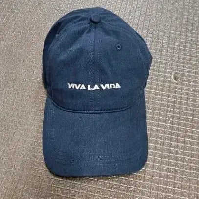 [BUNJANG] VIVA LA VIDA Navy Ball Cap / VIVA LA VIDA 네이비 볼캡