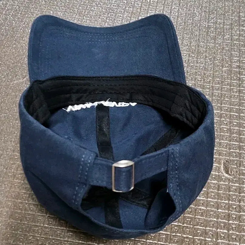 [BUNJANG] VIVA LA VIDA Navy Ball Cap / VIVA LA VIDA 네이비 볼캡