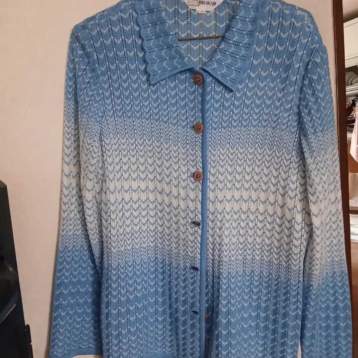 [SOLD OUT] 거의 새거 정호진 가디건 사이즈 95지만 100