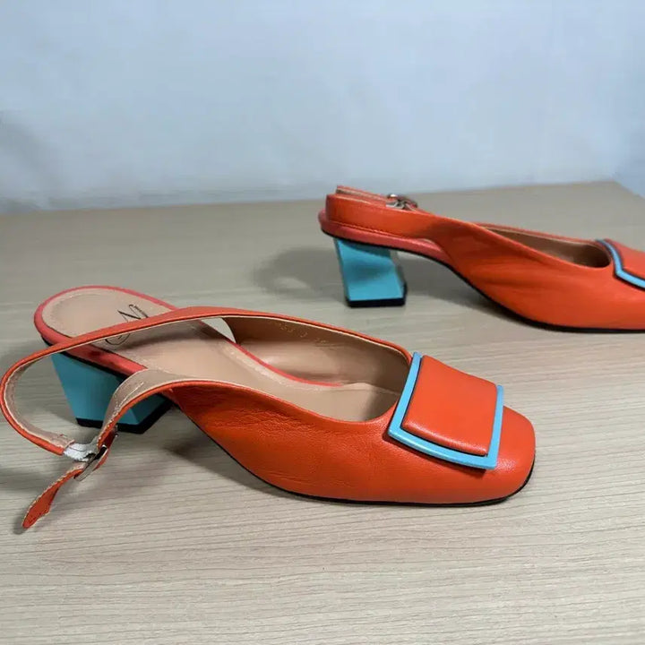 [BUNJANG] NAMUHANA Orange Mule Heel Pumps 240 / NAMUHANA 오렌지 뮬 힐 펌프스 240