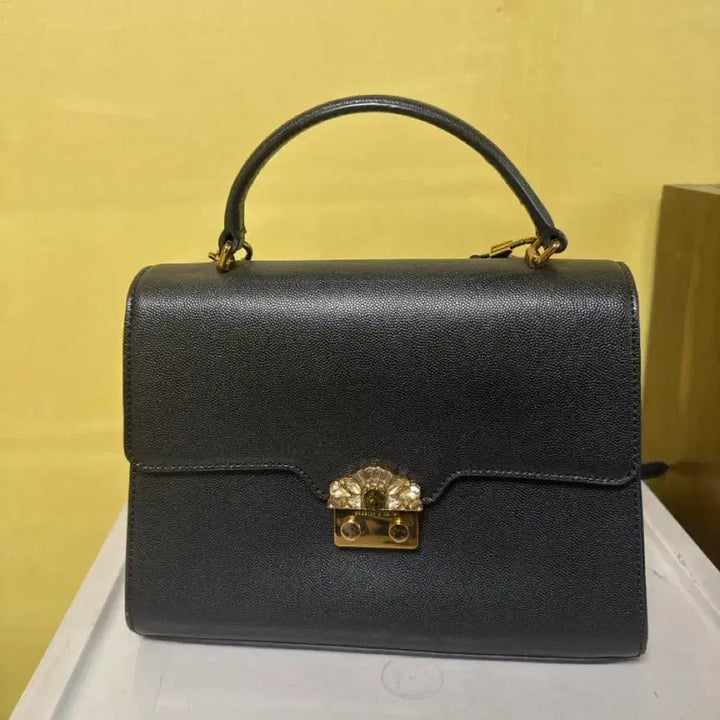 [BUNJANG] Charles &amp; Keith Tote Bag / 찰스앤키스 토트백