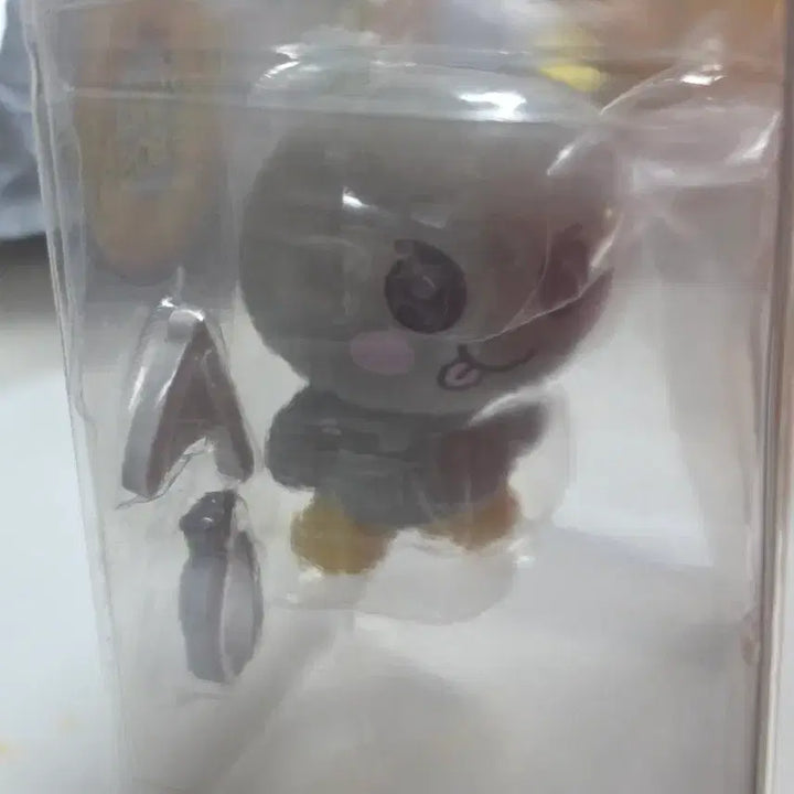 [BUNJANG] RIIZE Riize Boss RIIZE Song Yongdol Figure / 라이즈 리라즈 보스라이즈 송용돌이 피규어