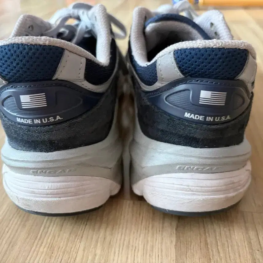 [BUNJANG] New Balance 990v6 Navy Sneakers / 뉴발란스 990v6 네이비(280 사이즈)