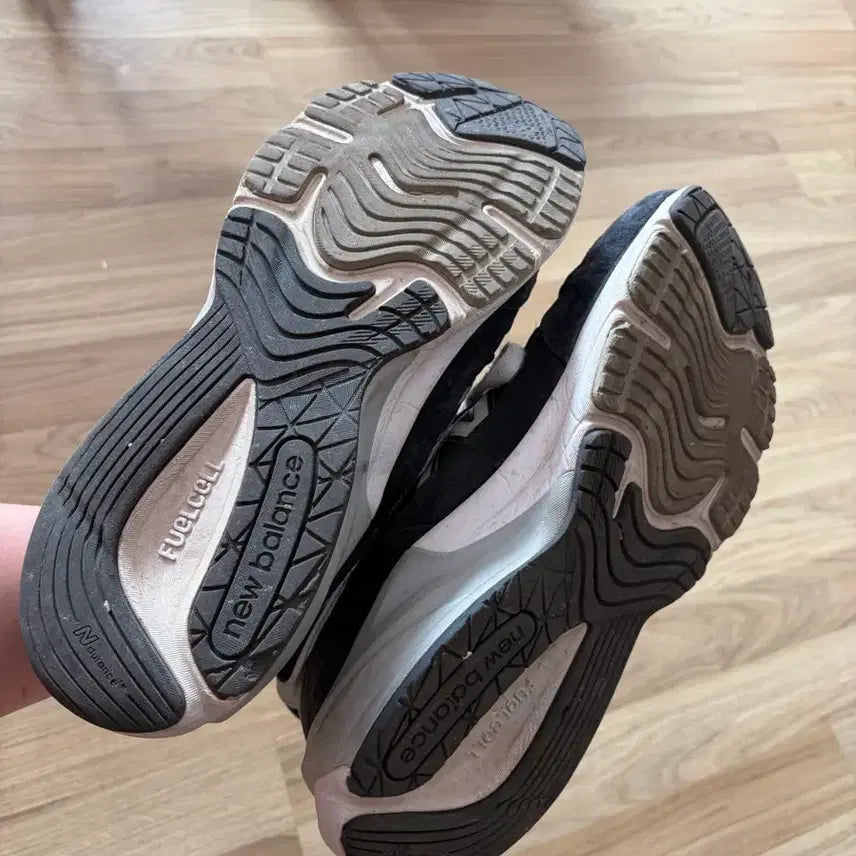 [BUNJANG] New Balance 990v6 Navy Sneakers / 뉴발란스 990v6 네이비(280 사이즈)