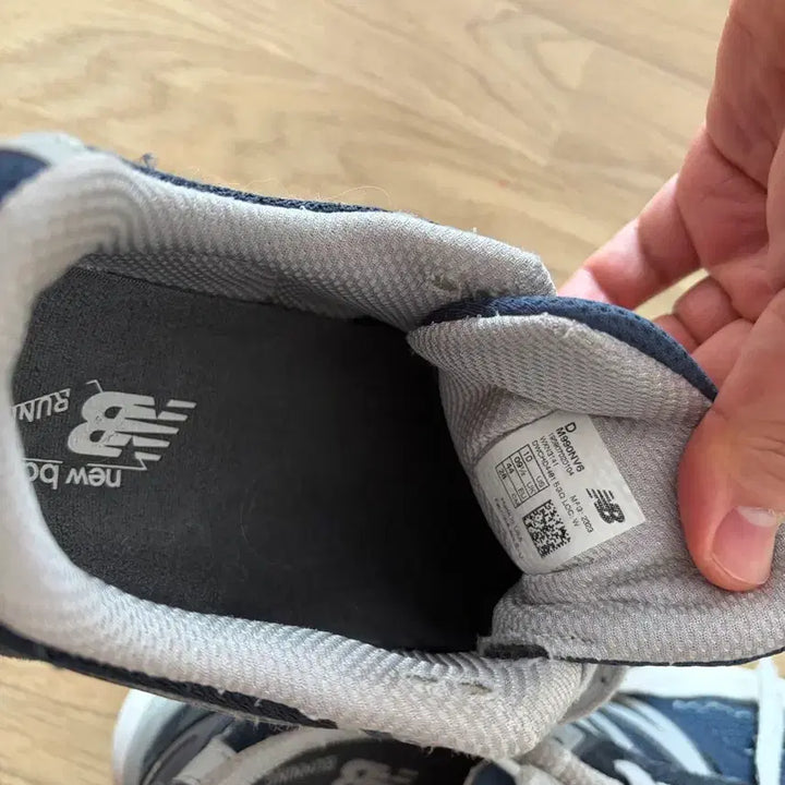 [BUNJANG] New Balance 990v6 Navy Sneakers / 뉴발란스 990v6 네이비(280 사이즈)