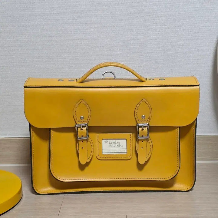 [BUNJANG] The Leather Satchel 15-Inch Leather Satchel Bag / (영국 브랜드, 실착 10회 이하) 더레더사첼 15인치
