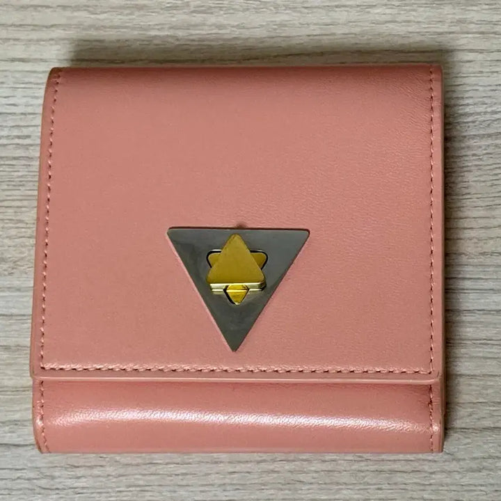 [BUNJANG] Bottega Veneta Tri-fold Wallet Shining Leather Pink / 보테가 베네타 트리폴드 지갑(샤이닝 레더)핑크