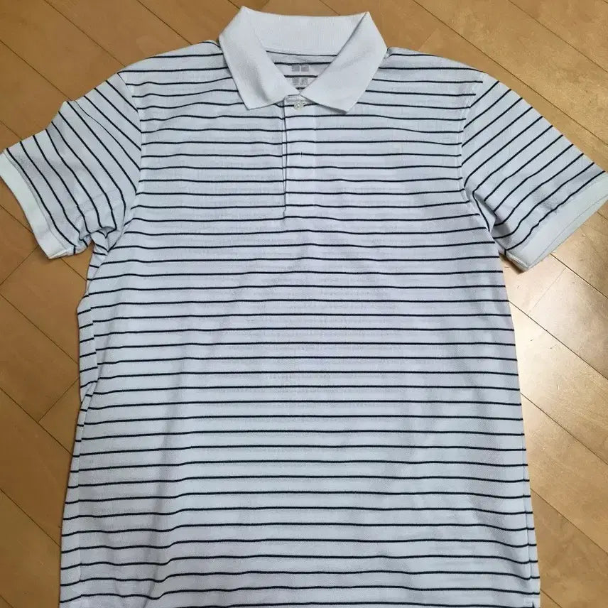 [SOLD OUT] 유니클로 스트라이프 반팔 폴로티 판매