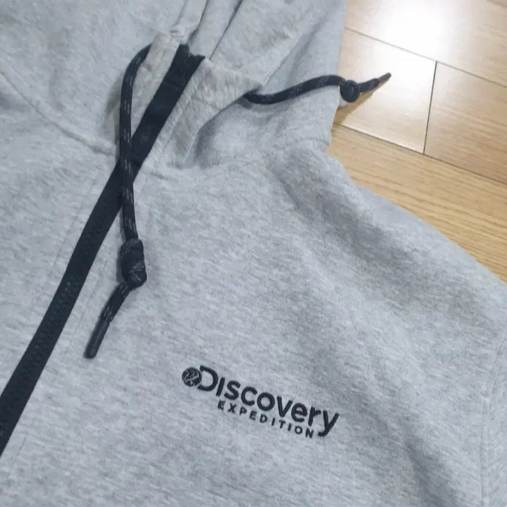 [BUNJANG] Discovery Hooded Zip-up Gray Hoodie / 디스커버리 후드집업