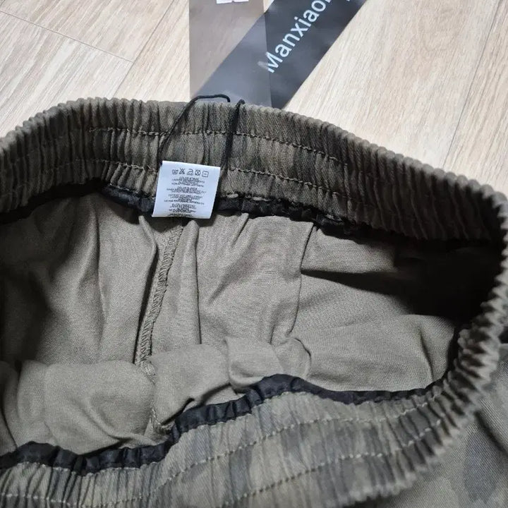 [BUNJANG] Manxiaobao Leopard Cargo Wide Pants / 카고 와이드 팬츠 레오파드
