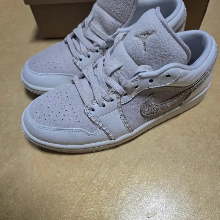 [BUNJANG] Nike Air Jordan 1 Low SE Sneakers / 나이키 에어 조던 1 로우 SE 270사이즈 팝니다.