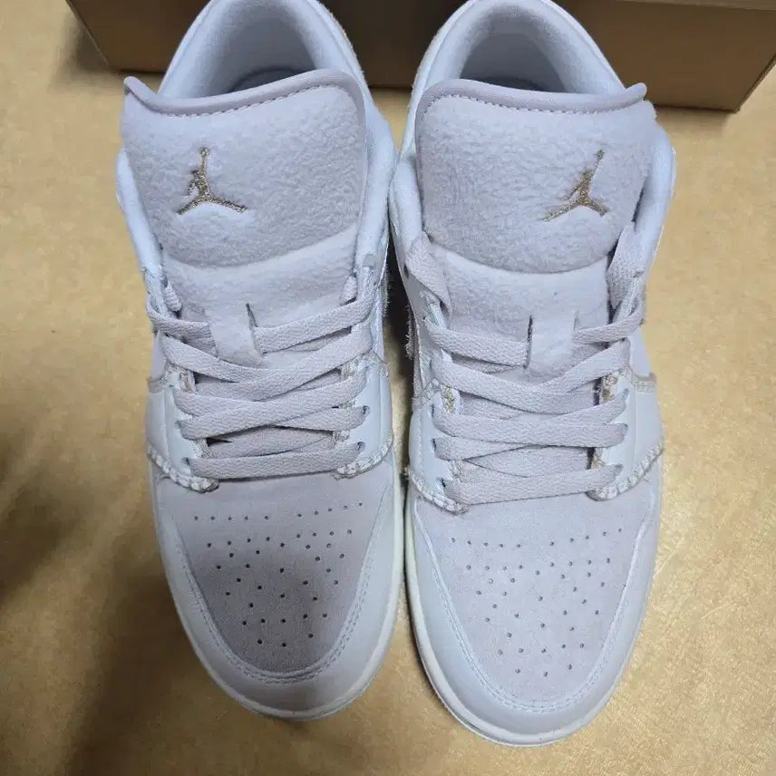 [BUNJANG] Nike Air Jordan 1 Low SE Sneakers / 나이키 에어 조던 1 로우 SE 270사이즈 팝니다.