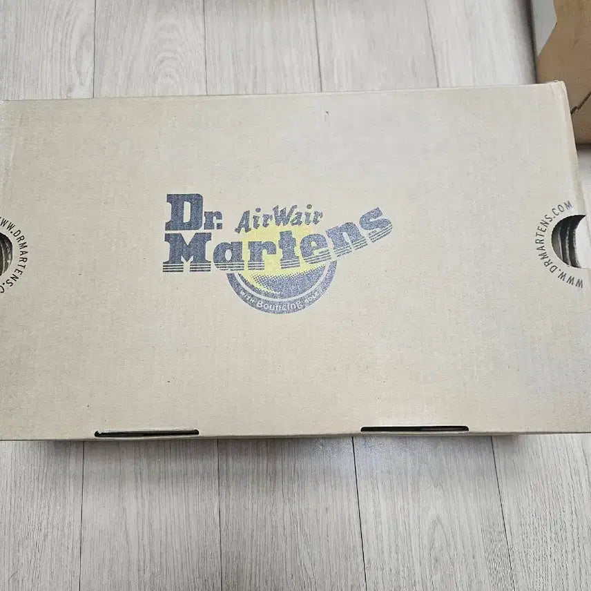 [BUNJANG] Dr. Martens Adrian Navy/Brown Tassel Loafers / 새상품 닥터마틴 아드리안 (네이비/브라운테슬)