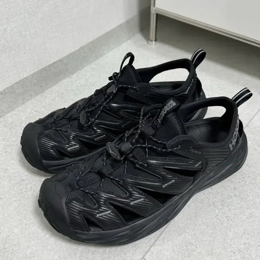 [SOLD OUT] 호카 호파라 블랙 280 (1106534-BBLC)