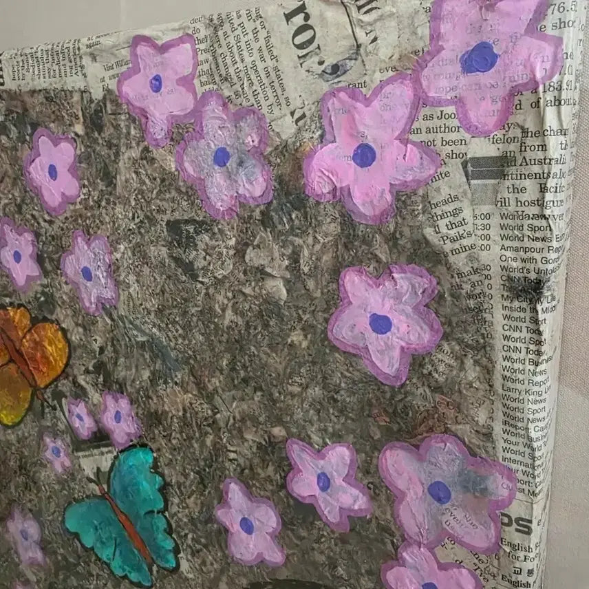 [BUNJANG] Song Myung-sook Original Artwork - Newspaper Collage Mixed Media (2009) / 송명숙 작가 원화 - 신문 콜라주 혼합매체