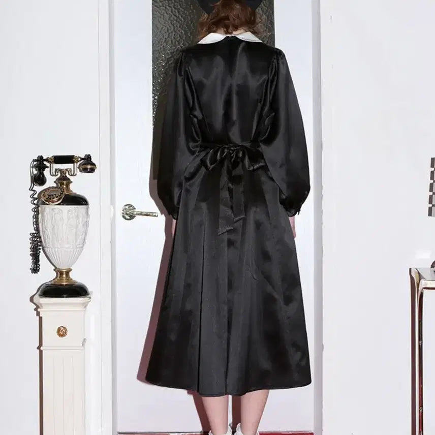 [BUNJANG] Cloth Studio Butterfly Satin Collar Long Dress / 클럿 스튜디오 버터플라이 사틴 칼라 롱 원피스