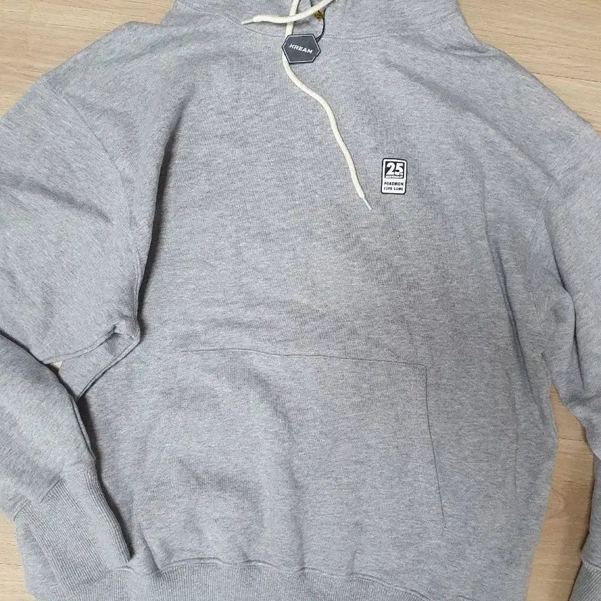 [BUNJANG] Hypbeast Pokemon 25th Anniversary Hoodie L / 새제품포켓몬스터 하입비스트 25주년후드티L