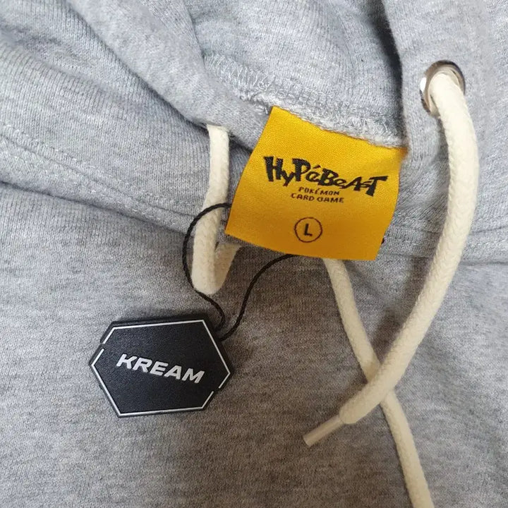 [BUNJANG] Hypbeast Pokemon 25th Anniversary Hoodie L / 새제품포켓몬스터 하입비스트 25주년후드티L