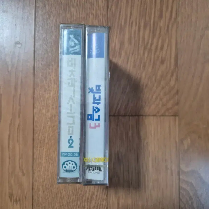 [BUNJANG] BitgwaSogeum 2nd &amp; 3rd Album Cassette Tape Bundle Set / (미개봉)빛과소금 2집, 3집 카세트테이프 일괄