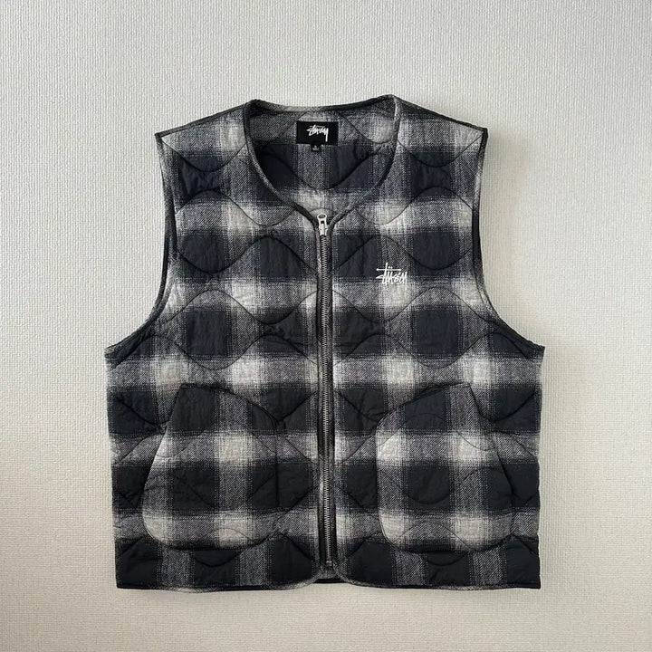 [BUNJANG] Stussy Plaid Nylon Liner Vest Black / 스투시 플레이드 나일론 라이너 베스트 블랙