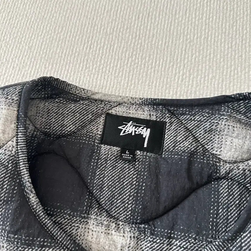 [BUNJANG] Stussy Plaid Nylon Liner Vest Black / 스투시 플레이드 나일론 라이너 베스트 블랙