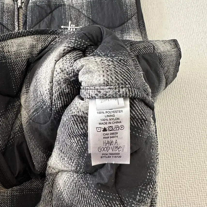 [BUNJANG] Stussy Plaid Nylon Liner Vest Black / 스투시 플레이드 나일론 라이너 베스트 블랙