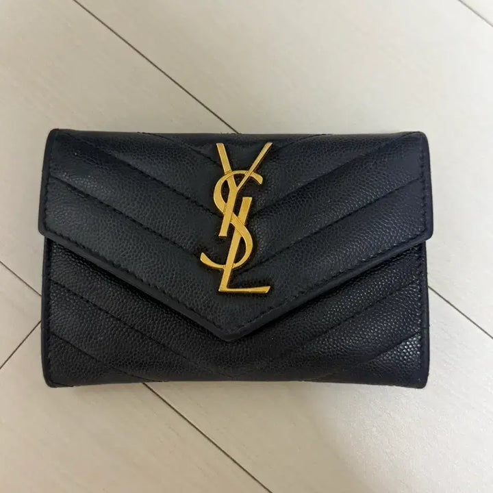 [BUNJANG] Saint Laurent Envelope Cardholder Wallet / [정품] 생로랑 반지갑 카드지갑 엔벨로프 입생로랑 금장